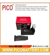 Nikon MB-D200 Equivalent Battery Grip for D200 Digital SLR Cameras BY PICO